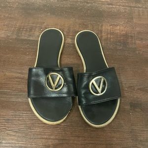 Valentino Slides